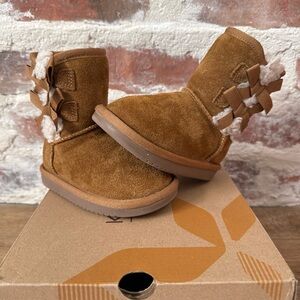 Koolaburra by UGG 1090330 girls brown suede shearling lined boots with bows 6